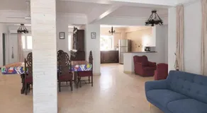 Blue Family Villa - Large Pool - Airco - Up to 10 Guests - 3 Min Walk to Beach - Image 3