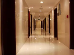 Africana Hotel - Image 2