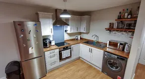 Joshua Court Single Room - Image 3