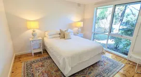 Sandys Retreat, wineries, sanctuary, pets, main st - Image 2