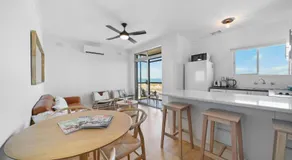 Belle Escapes - Tranquil Oceanview Escape - Relax & Reset - Image 3
