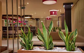 Venusz Hotel - Image 4