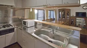 Dormitory Sandanya Guesthouse - Image 3