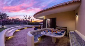 Villa con barbecue, giardino e piscina privata - Image 5