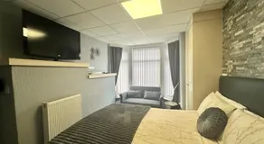Birch Villa - Image 2