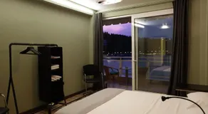 Chalkida Seafront Apartment - Image 2