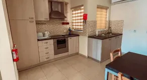 Stresa Court Apartments - Image 3