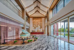 Yanzishan Hot Spring Hotel - Image 3