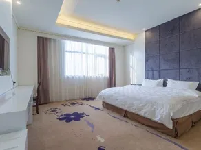 Shungeng International Hotel - Image 2