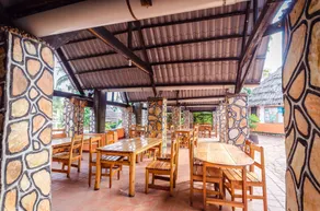 Kingfisher Safaris Resort Hotel - Image 5