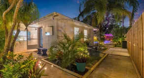 Blue Lizard - Men Only Clothing Optional - Guesthouse & Spa - Image 3