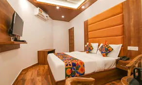 HOTEL AMBASSADOR SUKHNA LaKE - Image 2
