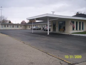 Grand View Motel Beaver Dam - Image 4