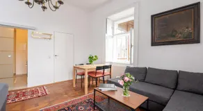 Small apartment with 24-hour check-in - Image 3