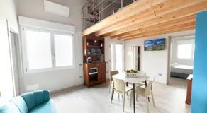 Mhometredici Guest House - Camere moderne vicino aeroporto Cagliari - Image 2