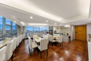 Vienna Hotel Guangdong Jiangmen Yingbin Avenue - Image 3