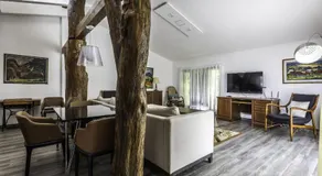 Golf Apartments - Image 3