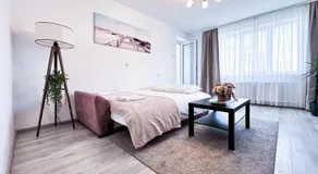 A cozy apartment next to a port - Image 2