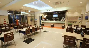 Toyoko Inn Osaka Tsutenkaku Mae - Image 3