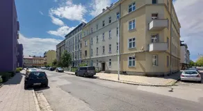 Spacious Apartment with WiFi & Smart TV Remote Working by Noclegi Renters - Image 5