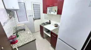 2BR Apartment - WiFi & Elevator Access- 3Min to Centre - Image 3