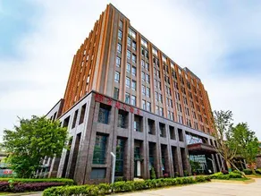Yi Du Hotel - Image 5