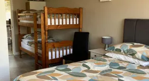 The Annexe Room Hea Close - Image 2
