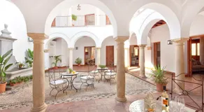 Apartamentos Casa del Aceite - Image 4