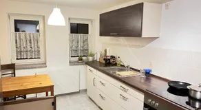 OM Exklusives Zimmer, WLAN, geteiltes Bad und Küche - Image 2