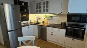 Exkluzívny apartmán v centre s parkovaním zadarmo ZV3 - Image 2