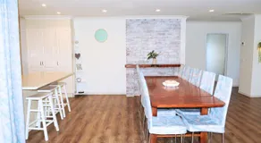 100m to Beach&Shop Spacious Pristine One Story Family Home - Image 4