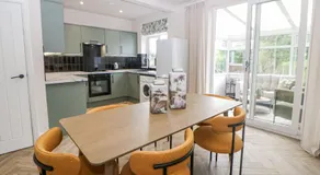 37 Berry Hill Lane - Image 3