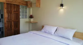 HILLDA HOUSE - Image 2