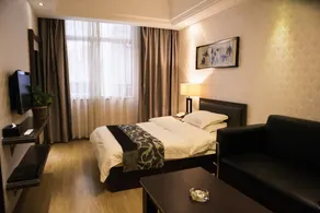 Moon Bay Holiday Hotel - Image 4
