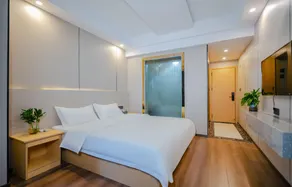 Yilong Ruiyun Hotel (Tongren Railway Station Store) - Image 2