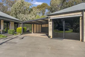 McLaren Flat Studio Near Vineyards - Image 4