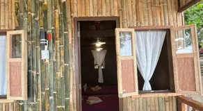 Urbiz Garden Bed and Breakfast - Image 3