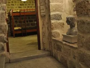 Old Town Youth Hostel - Image 5