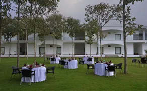 The Elegance Resort - Image 4
