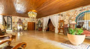 Palacio Arudecas - Image 4