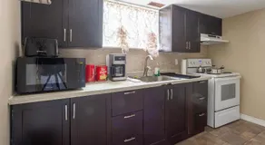 Private room with TVnetflix and free parking - Image 4