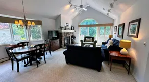 FV43 Bretton Woods single level home with AC on golf course - Image 4