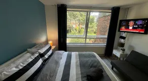 TOTTENHAM VELVET Suites - Image 5