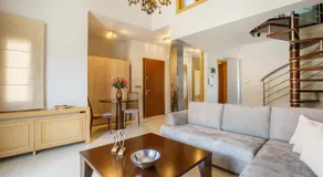 Melon Suites - Image 2