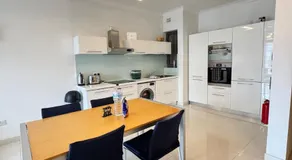 2 Bedroom Apartment - 5 mins from the sea - Image 5