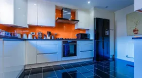 Maravillosa casa apta para familias con jardín - Image 4