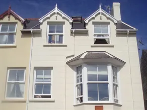 Ivy Bank Guest House, Tenby - Image 4