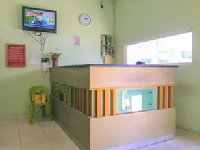 Urbanview Hotel Platinum Parepare - Image 4