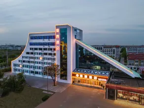 Haitai Hotel (Weifang Binhai Square Branch) - Image 3