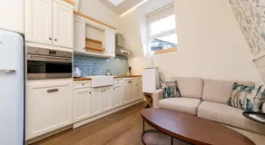 London Bridge Boutique by Viridian Apartments - Image 3